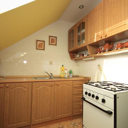 Apartman Pod Cernou Horou Roznov pod Radhostem Exterior photo